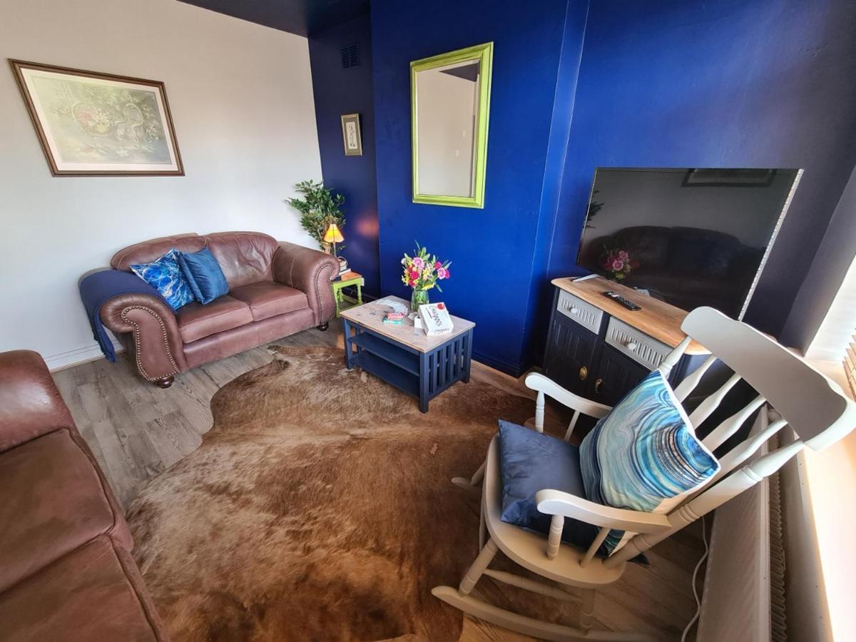 Rumer Hill House A Unique Boutique Styled Place To Stay In Cannock Close To A5 The Mcarthur Glen Outlet Great Wyrley Bagian luar foto