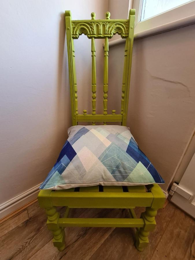 Rumer Hill House A Unique Boutique Styled Place To Stay In Cannock Close To A5 The Mcarthur Glen Outlet Great Wyrley Bagian luar foto