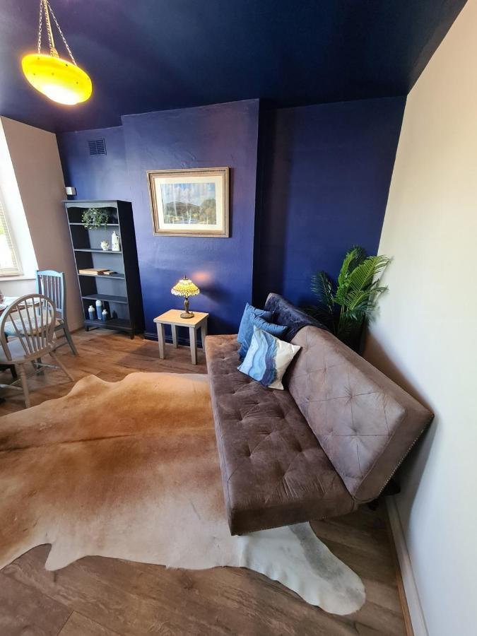 Rumer Hill House A Unique Boutique Styled Place To Stay In Cannock Close To A5 The Mcarthur Glen Outlet Great Wyrley Bagian luar foto